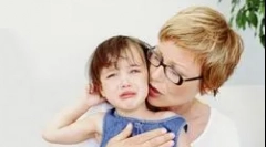 Milyen kesztyű a gyermekek számára jobban alkalmazni?