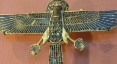 Madarak, mint istenek és szimbólumok